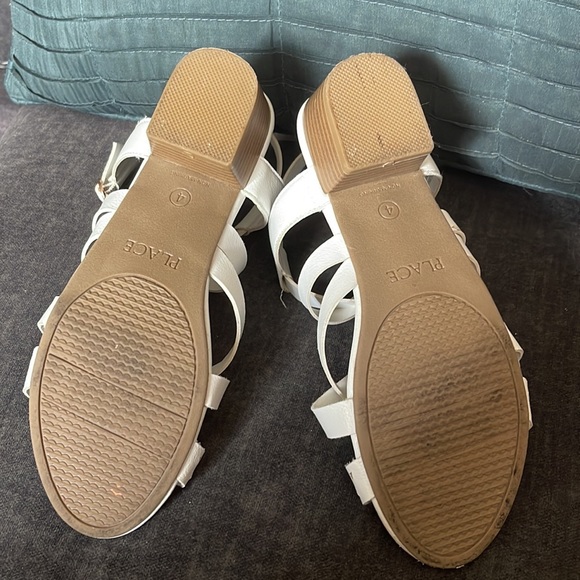 Spring heels - Picture 4 of 4